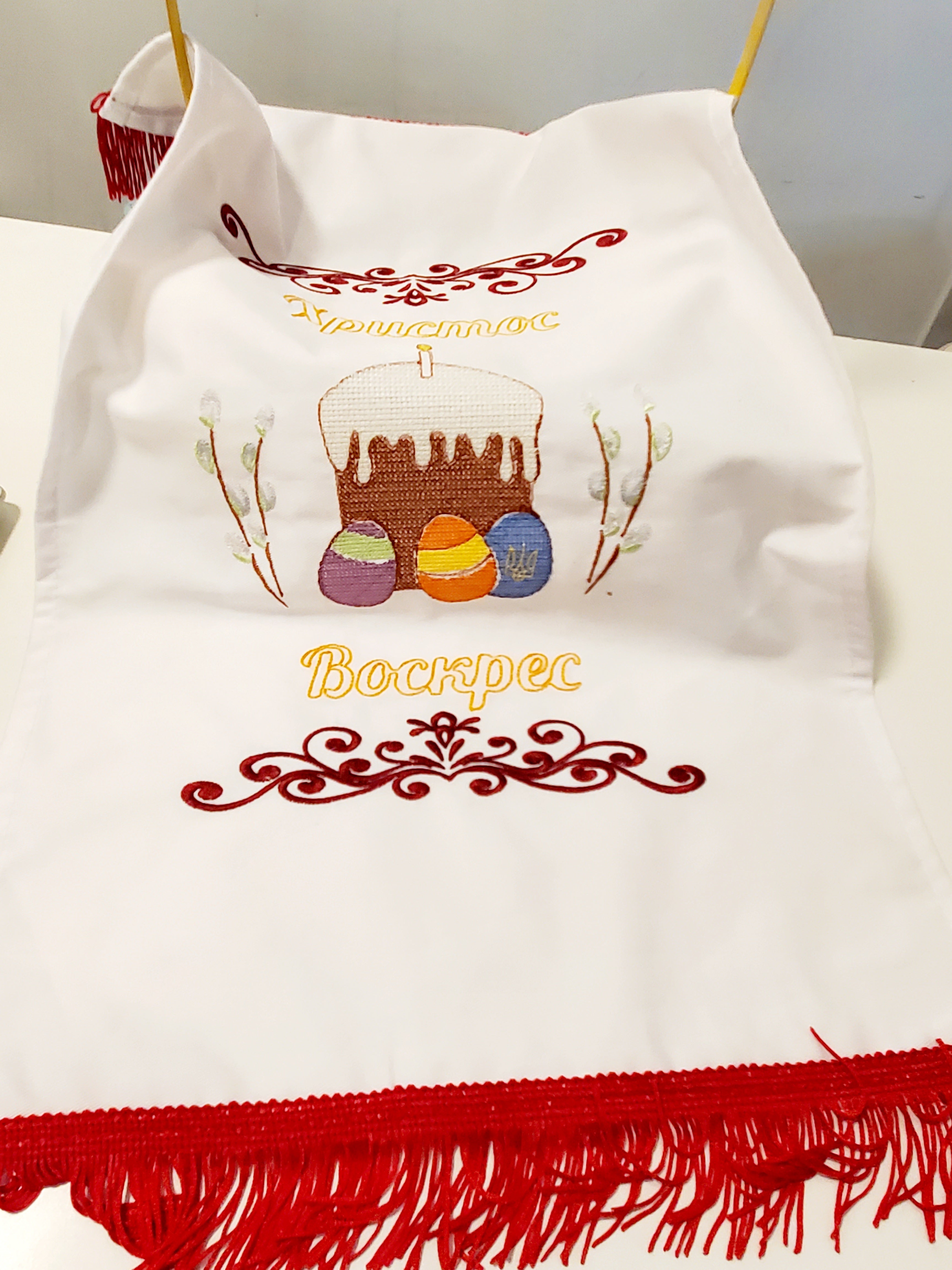 Embroidered Easter towel for the basket Т2