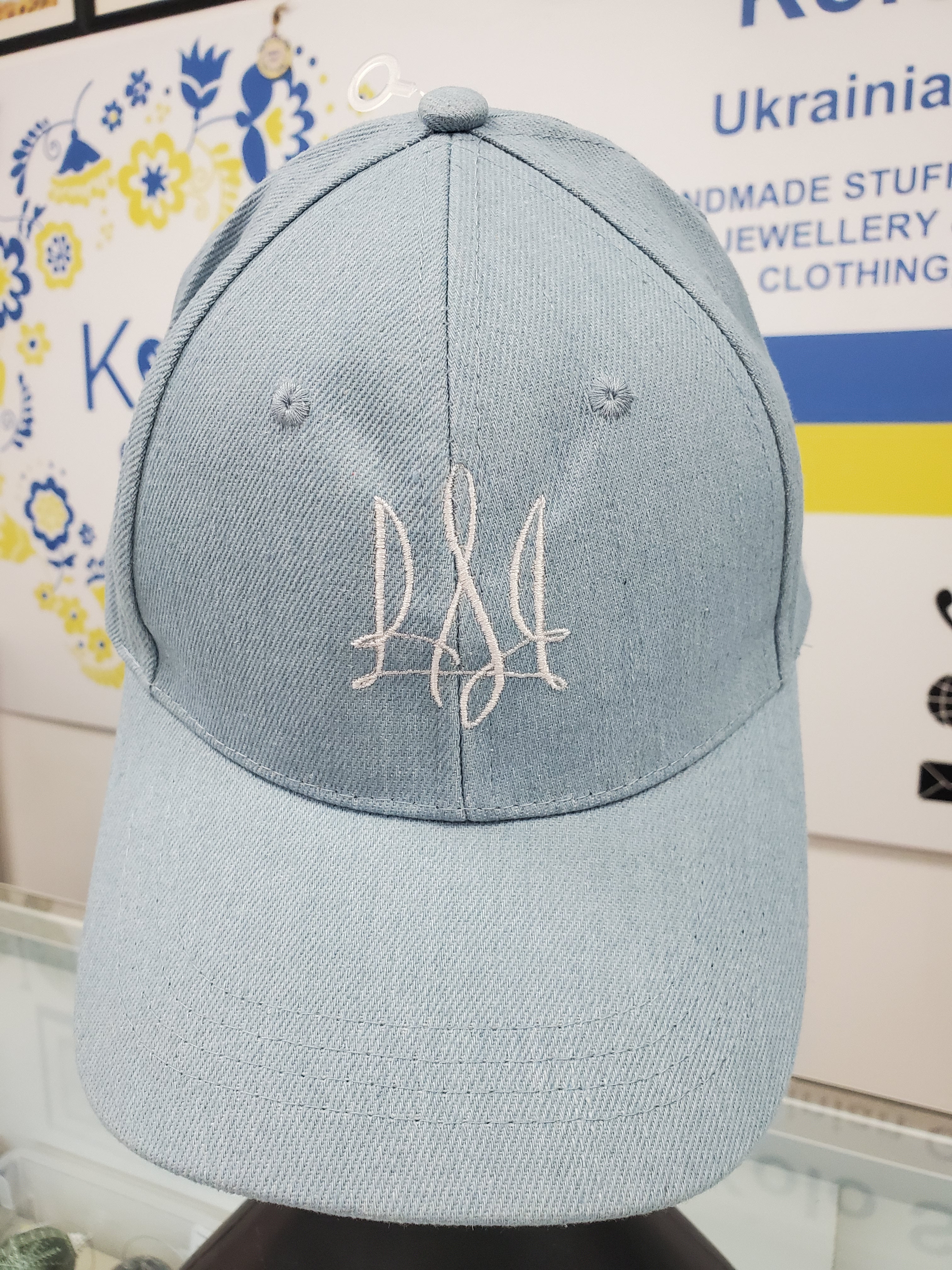 Cap with embroidery T2 (Beige/Blue/White/Pink/Cream)