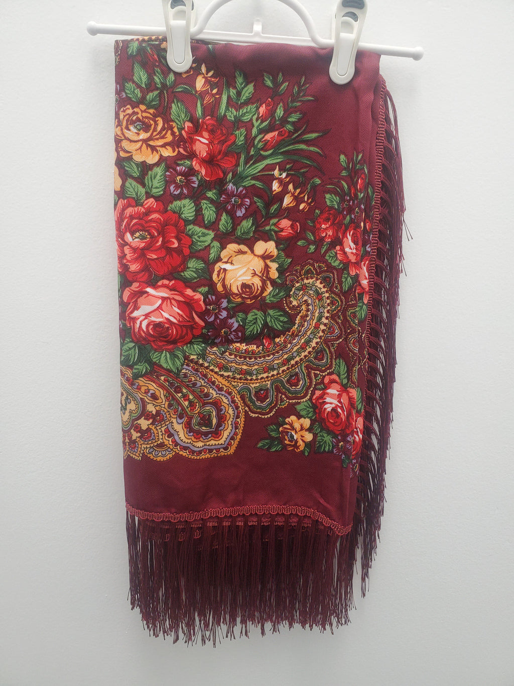 Shawl UA T1 (square with fringe)