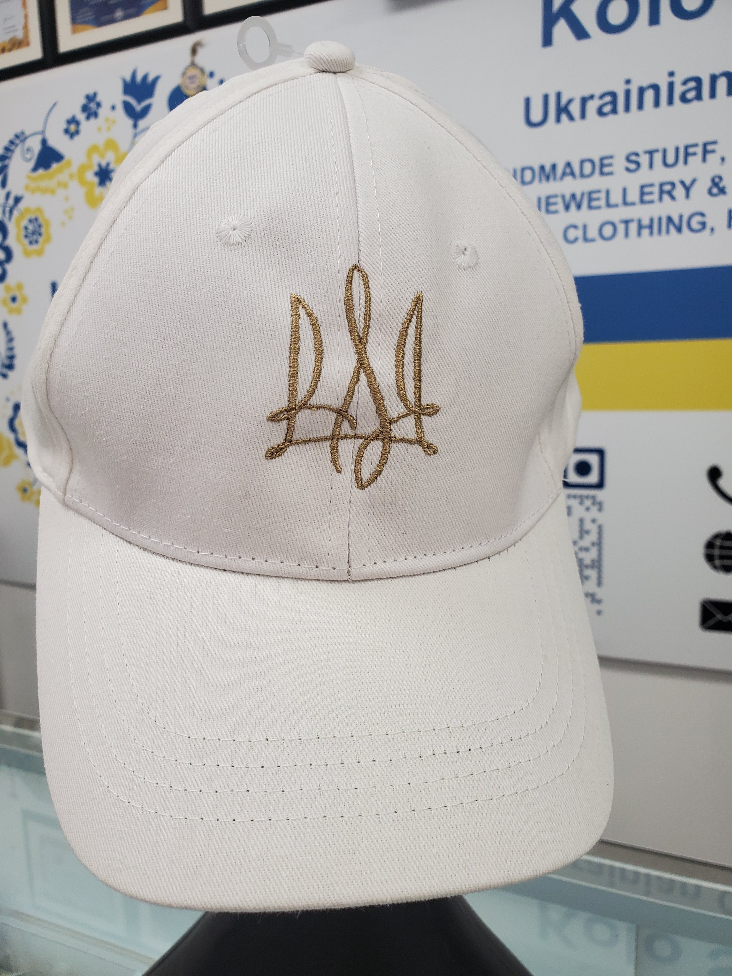 Cap with embroidery T2 (Beige/Blue/White/Pink/Cream)