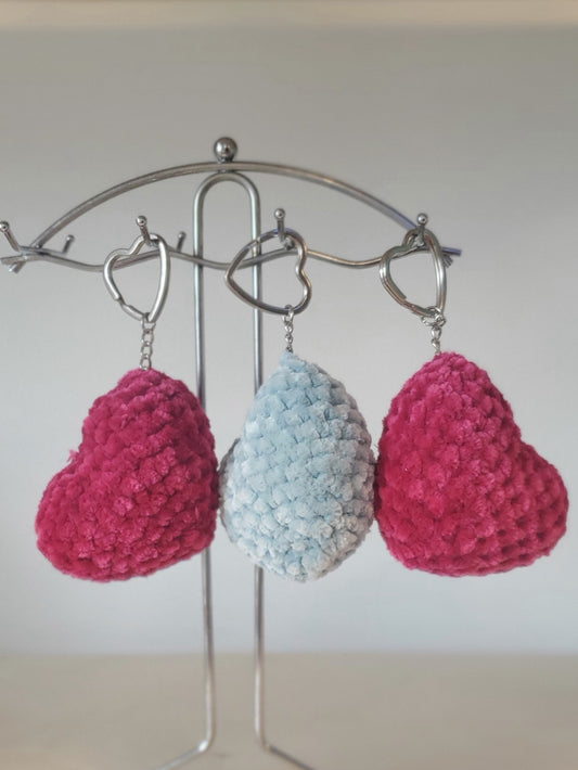 Knitted Keychain heart/ hats