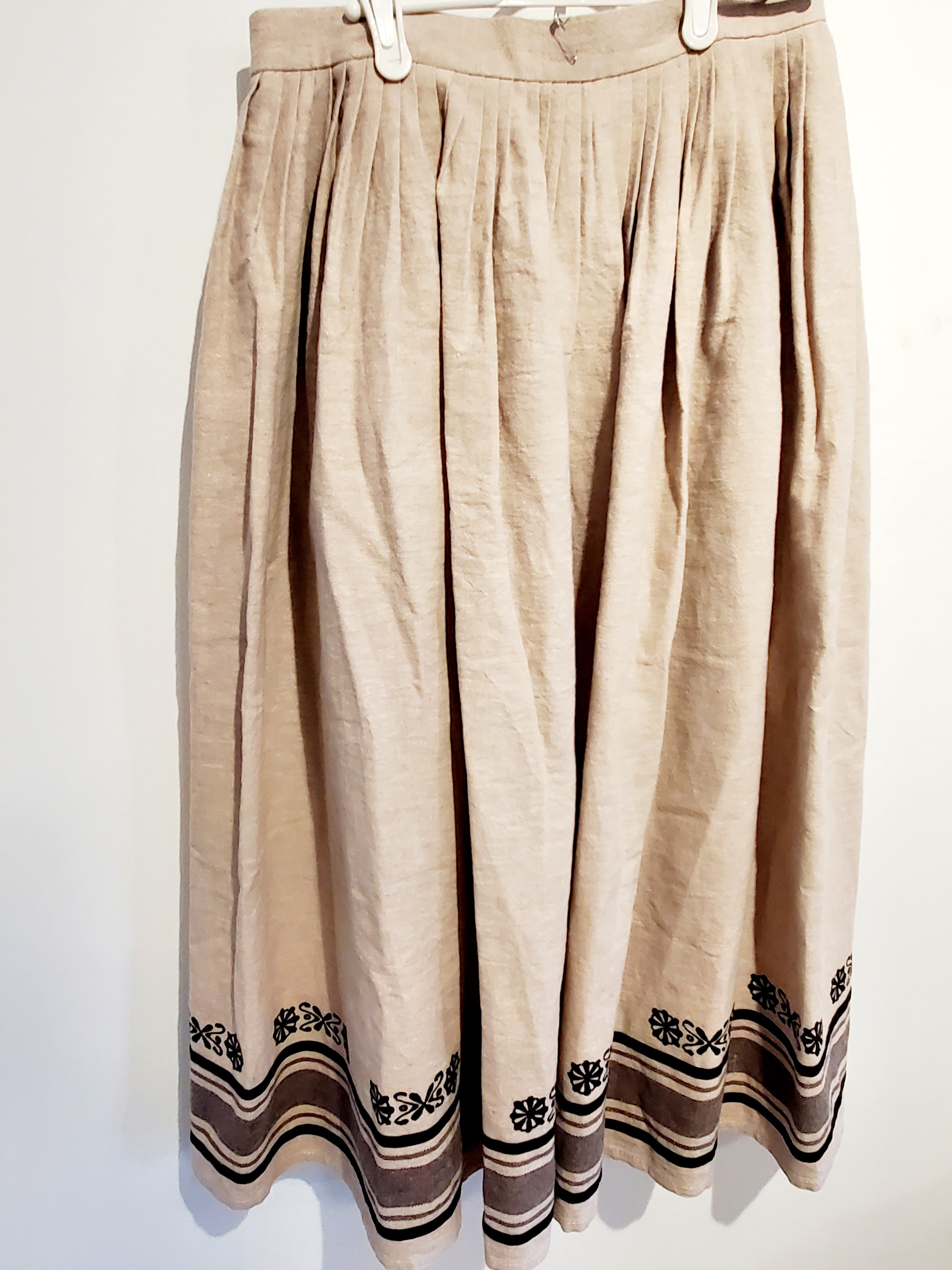 Linen Skirts with black, Size M-L
