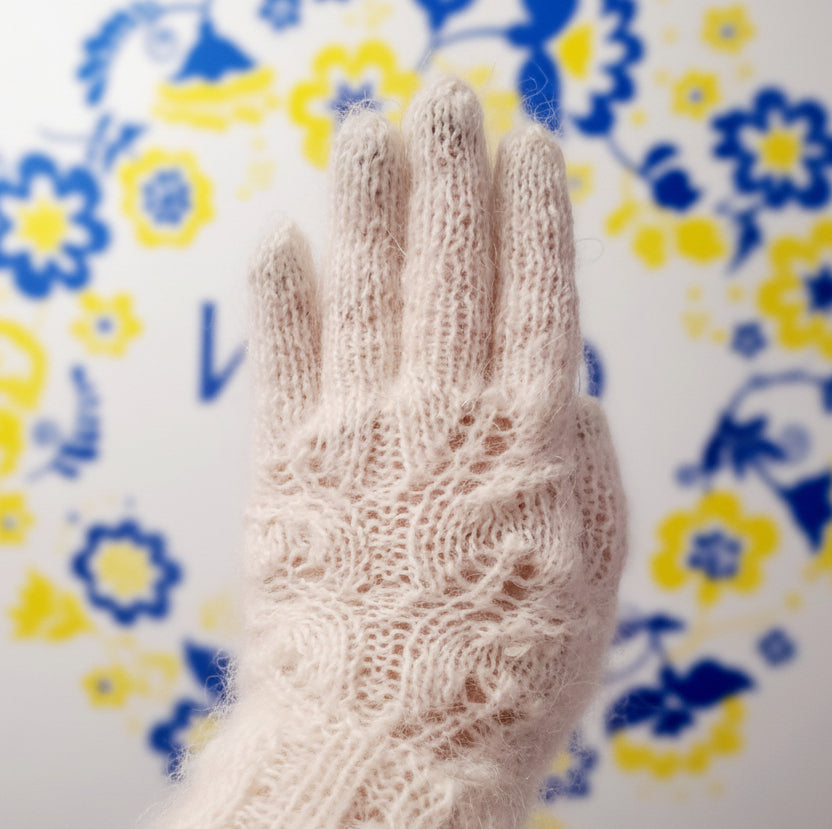 Goat wool gloves