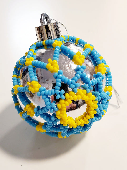 Beaded Christmas ball (Small size)