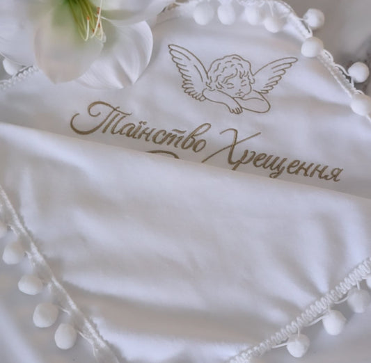 Embroidered baby blanket for baptism "Kryghma"