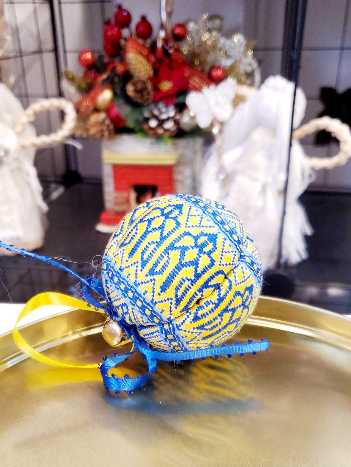 Christmas Ball UA Mix T1