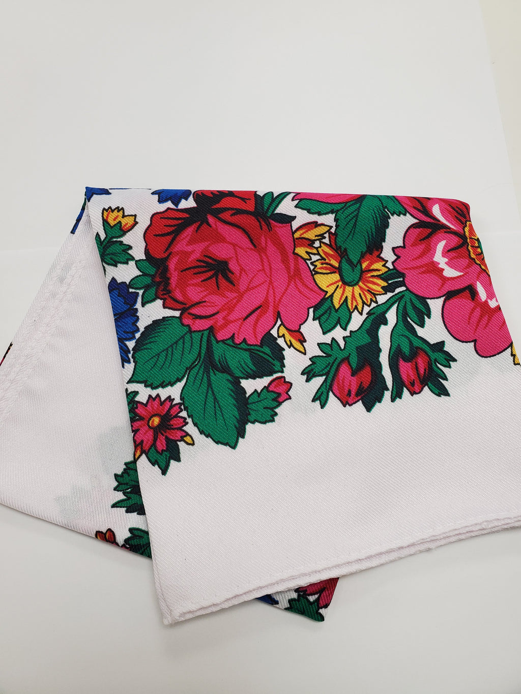 Shawl UA T2 (square)
