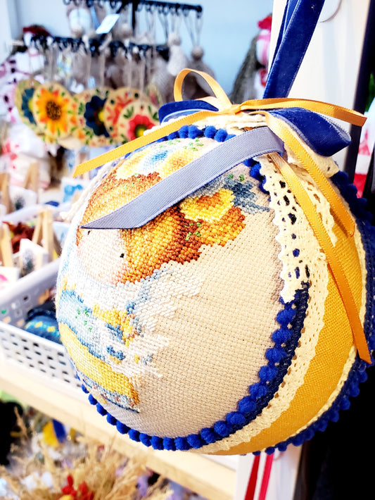 Christmas Ball UA Mix T3