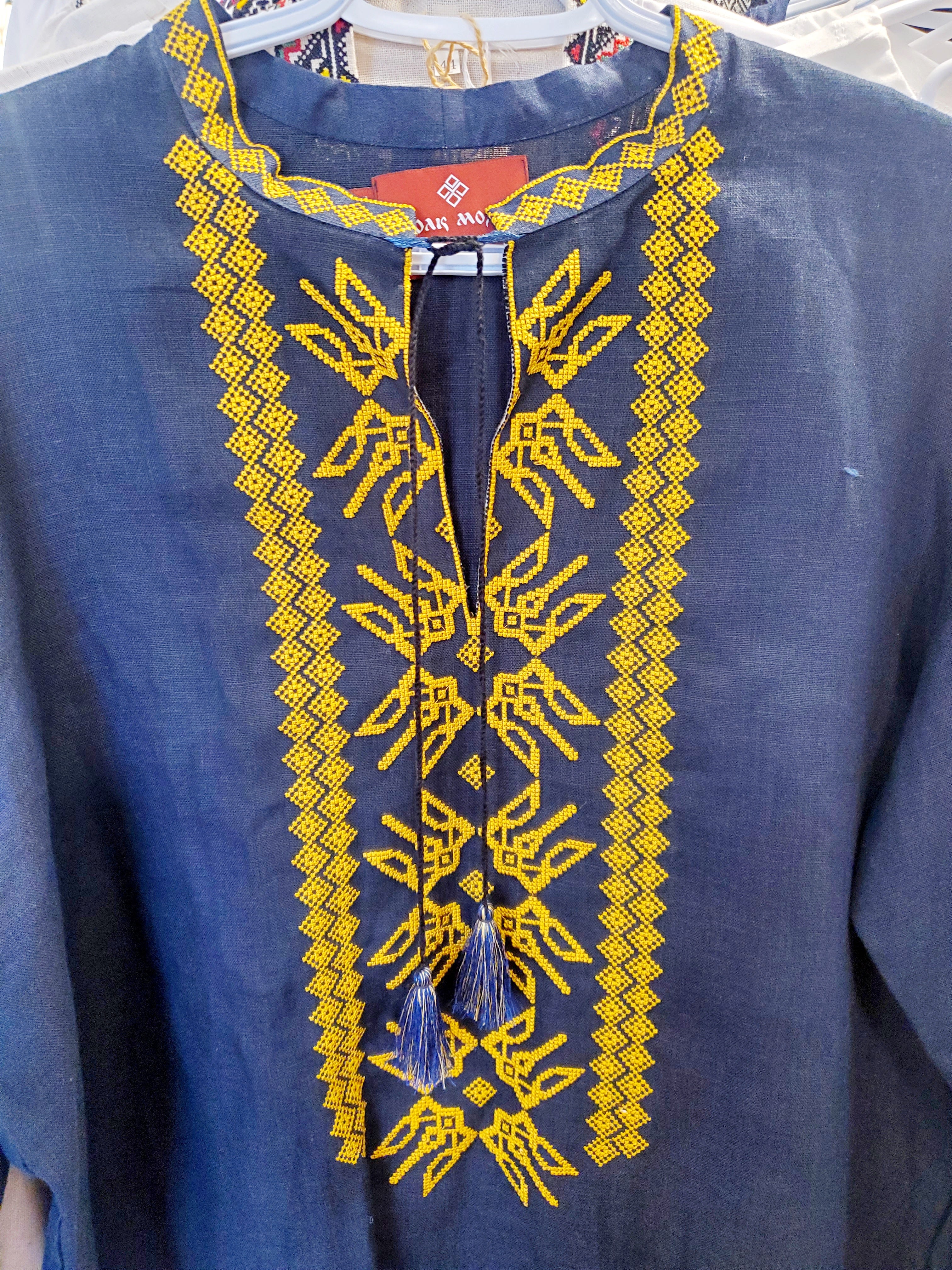 Linen Embroidered Men's Shirt, Size Xl