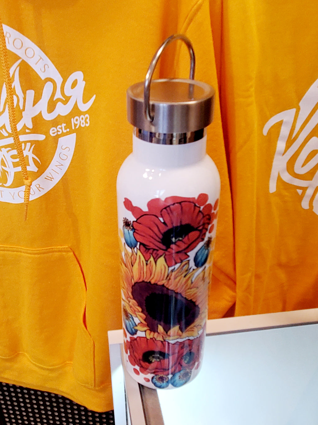 Sport bottle metal with UA ornament T2