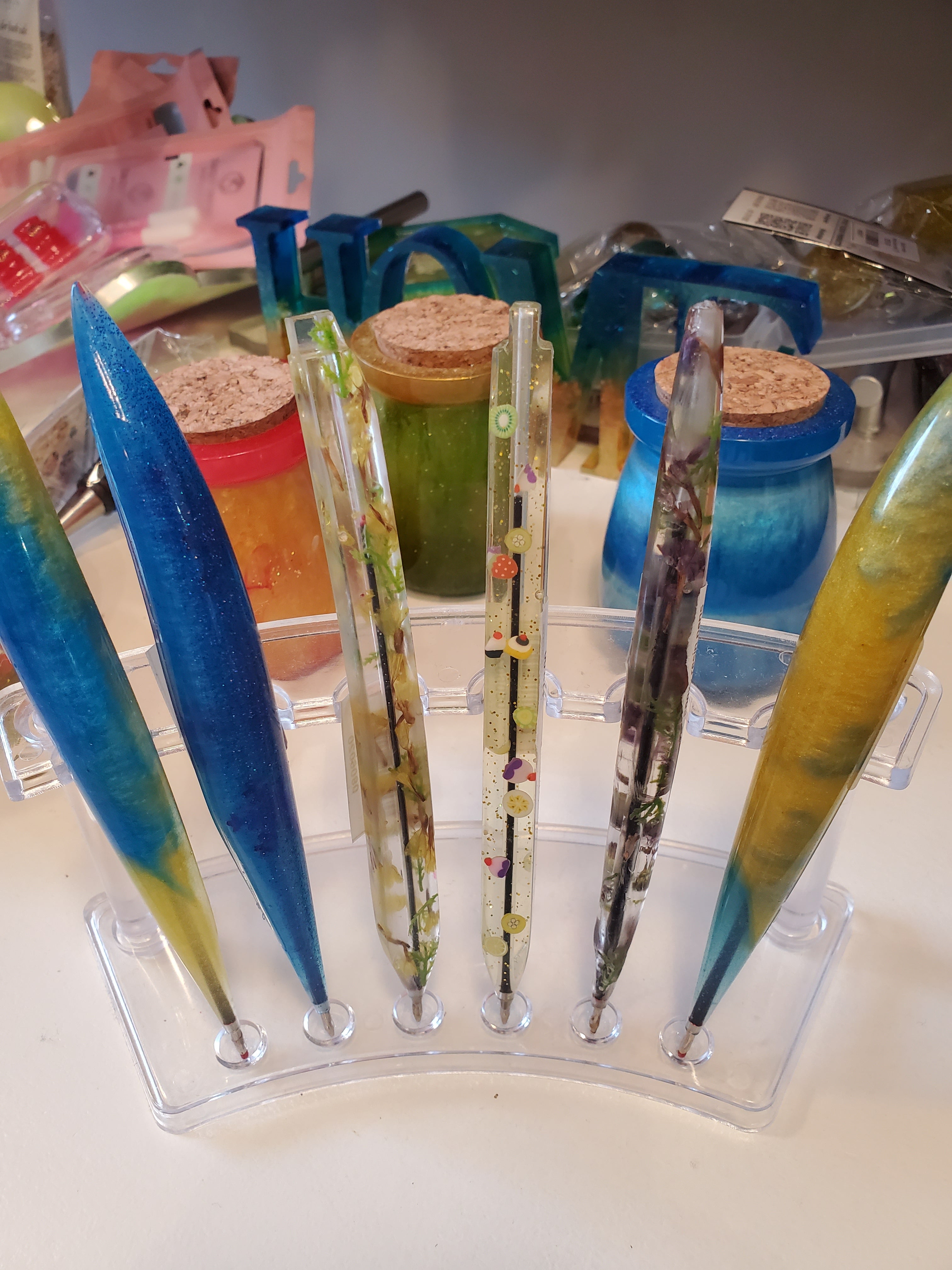 Epoxy resin pens