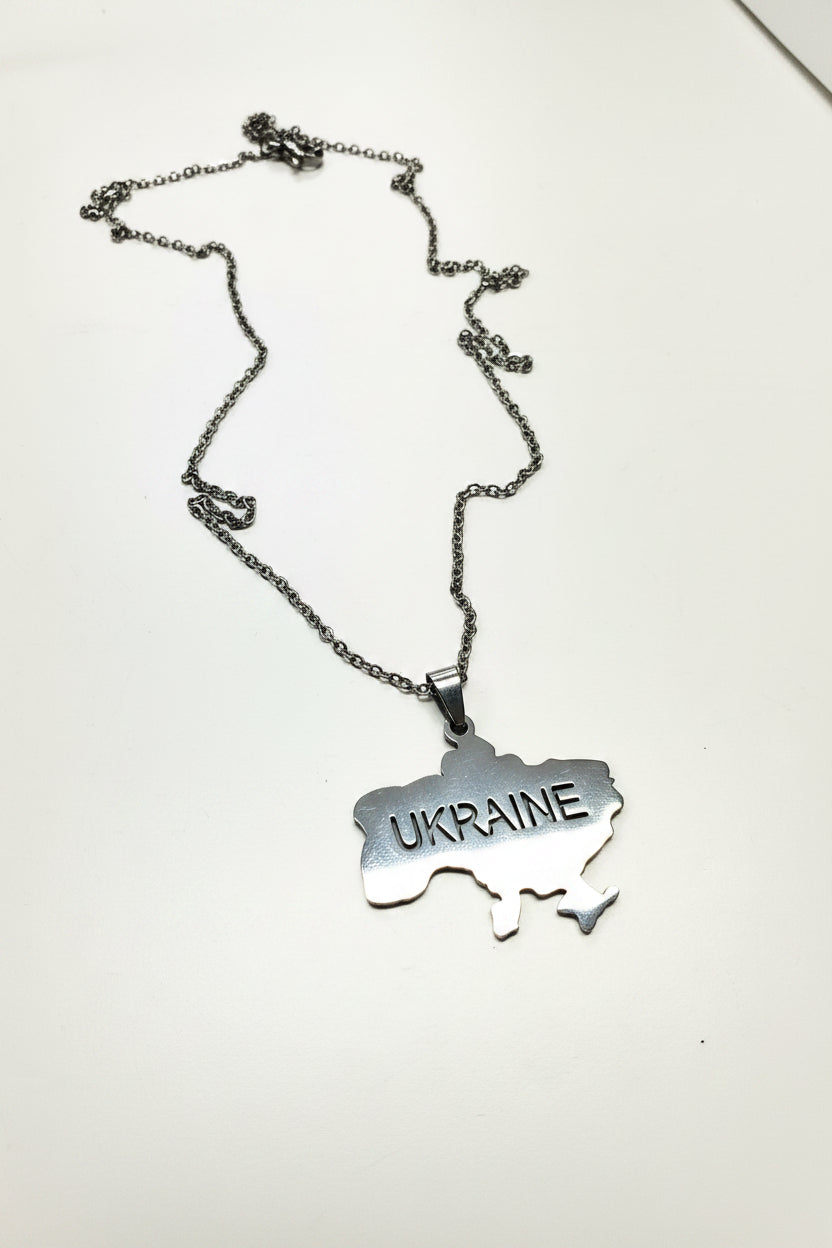 Pendant map of UA with a chain (gold/silver)