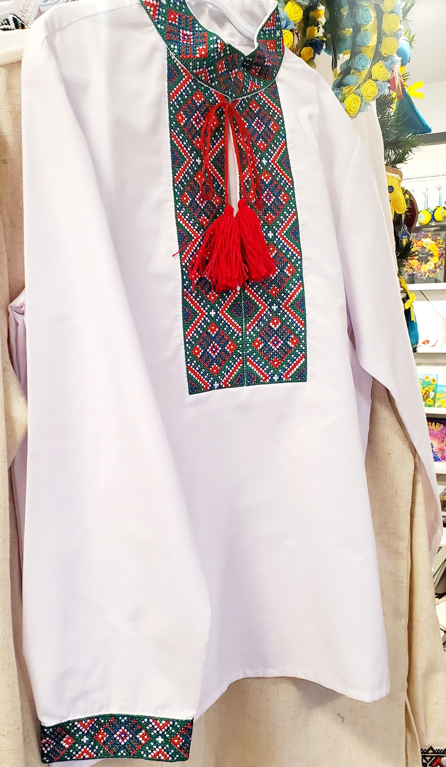 Embroidered youth shirt, size 146