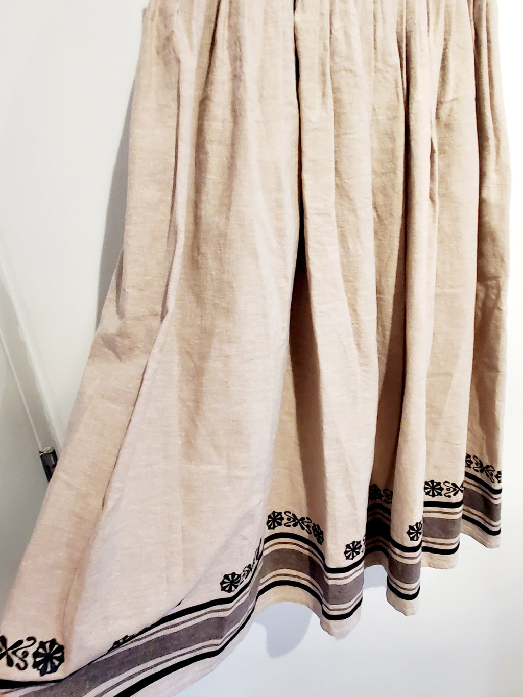 Linen Skirts with black, Size M-L