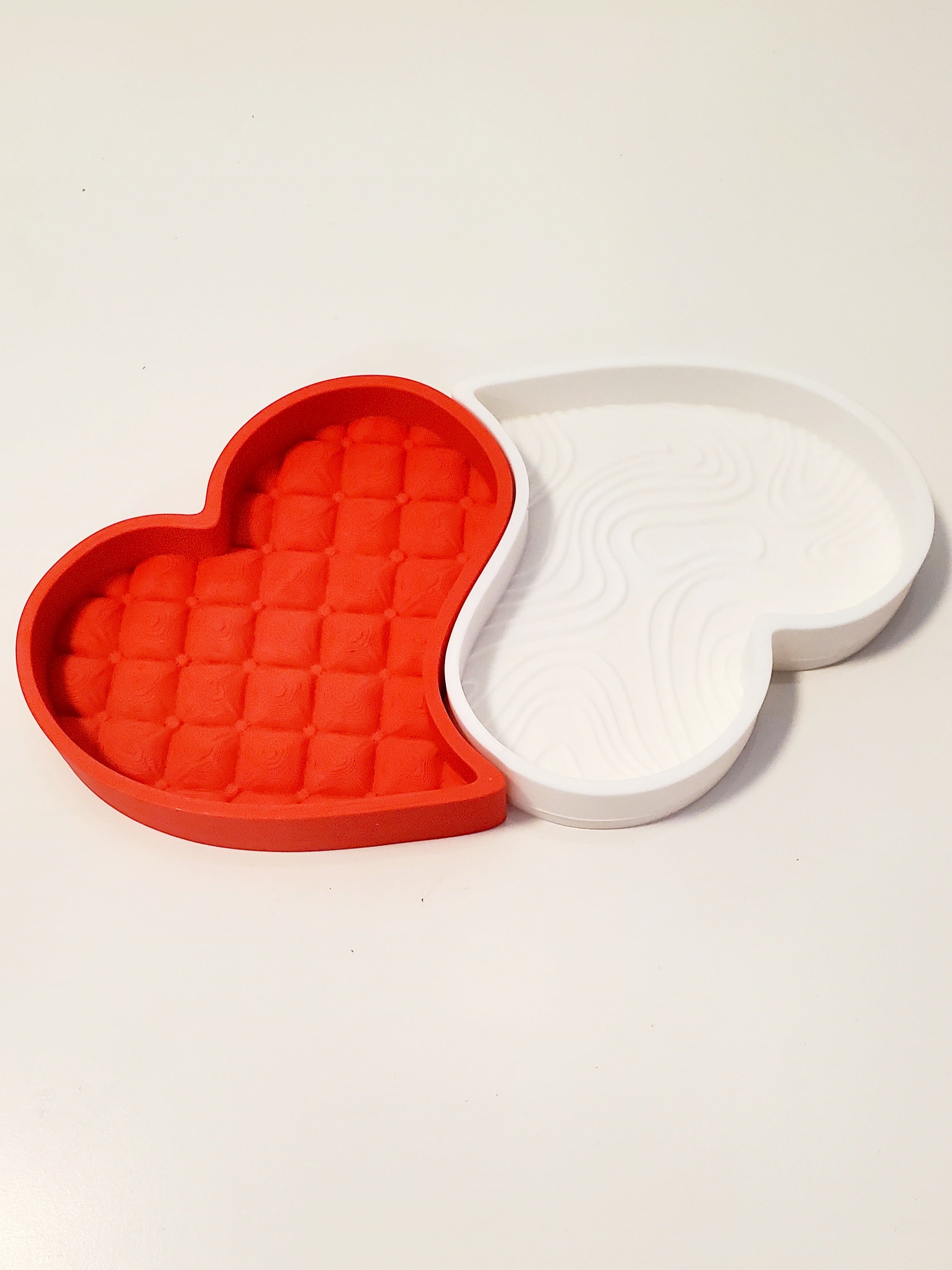 3D Printed Vase Heart (set 2 items)
