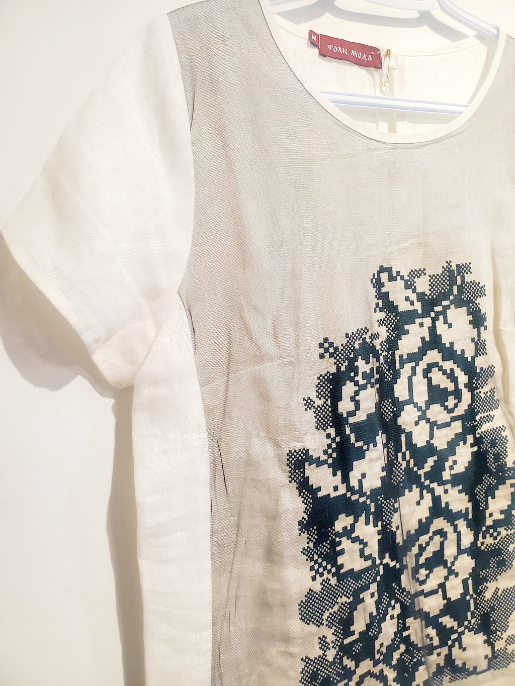 Linen Embroidered Women's T-shirt, Size M, Xl