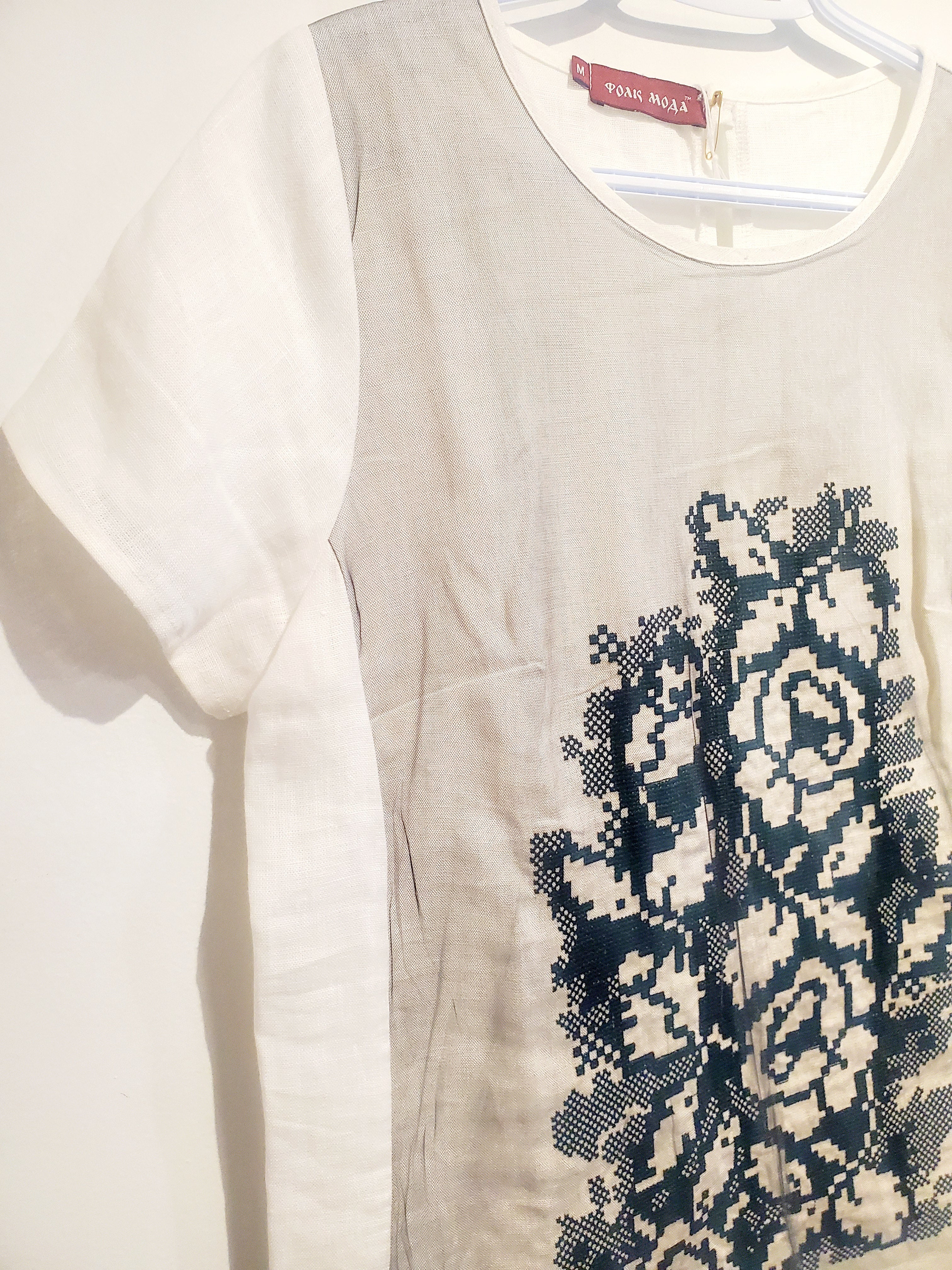 Linen Embroidered Women's T-shirt, Size M, Xl