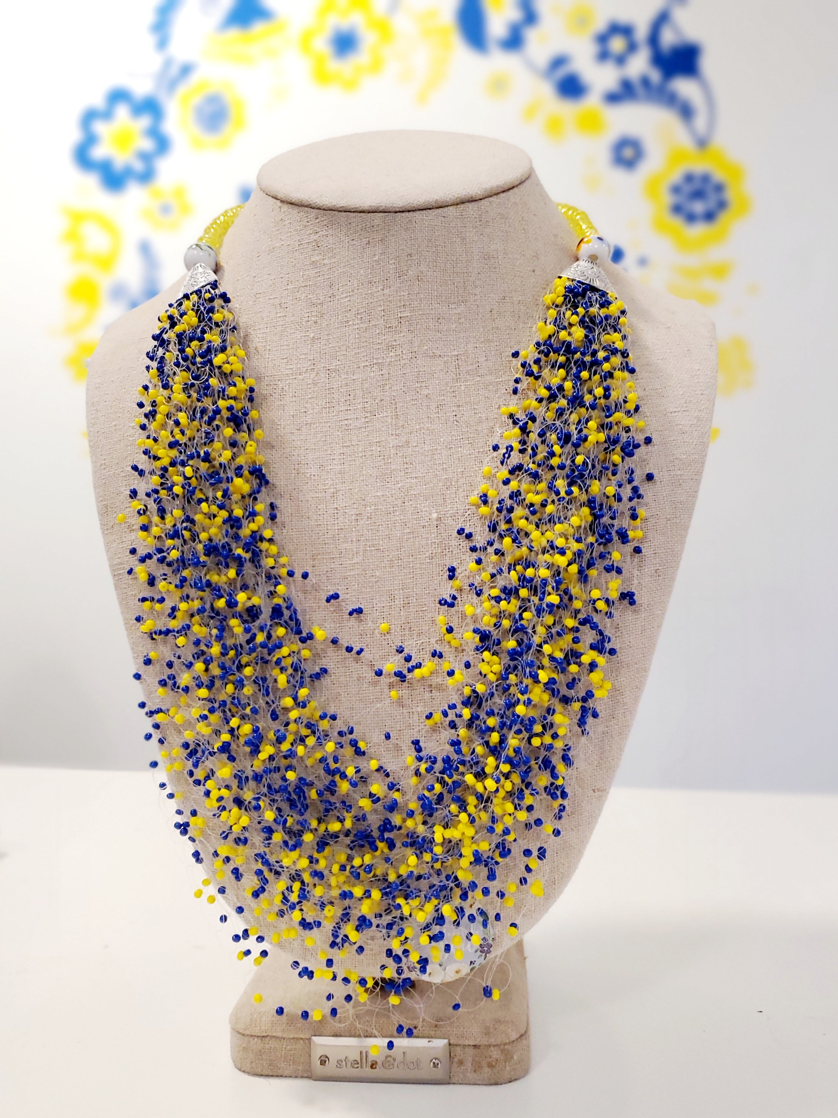 Beaded necklace UA